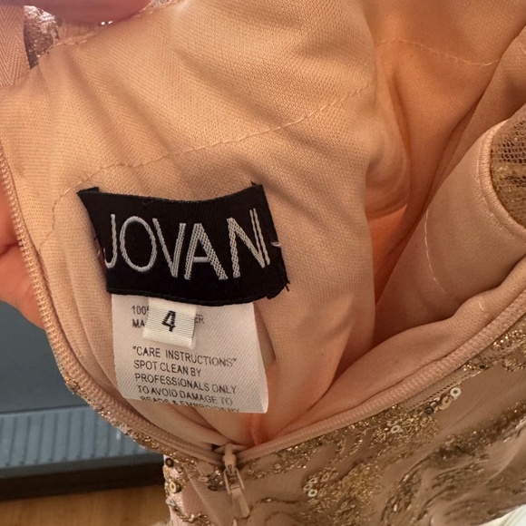 Dress - Picture 5 of 8